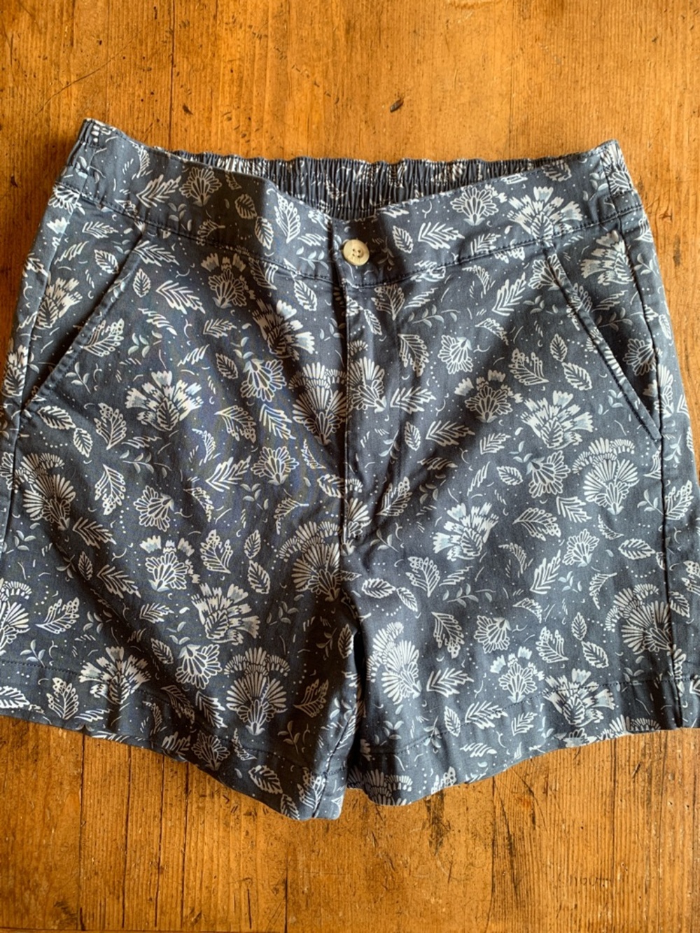 High-Waist Floral Print Gray Women's Shorts